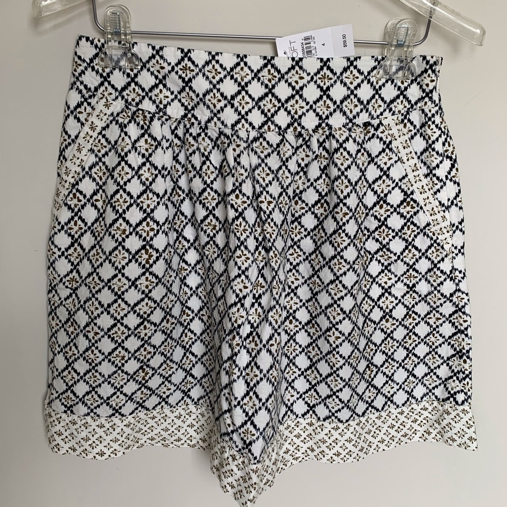 Loft Diamond Pattern Skirt | White, Navy and Gold